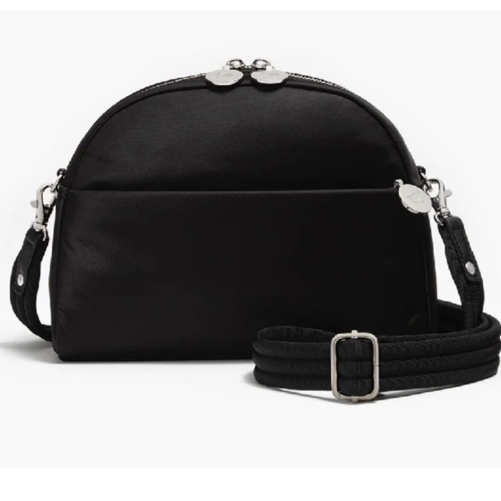 Lo & Sons Nuvelle Crossbody Bag Black Recycled Poly Silver Hardware Travel Bag